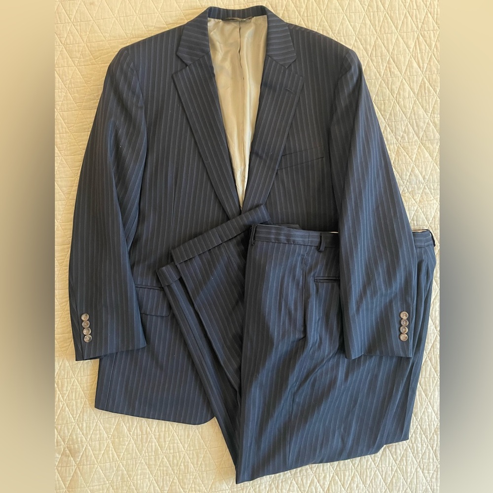 Paul Stuart Fine Stripe Stuart III Super 150's Wool Suit in Navy Size 44 L $3995